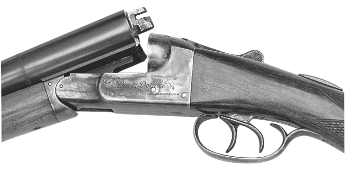 Davis Grade B.S. Hammerless Shotgun